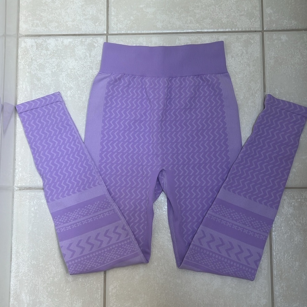 ASOS 4505 women's sportswear fit yoga leggings in lilac, Size Small, EUC - Picture 2 of 14